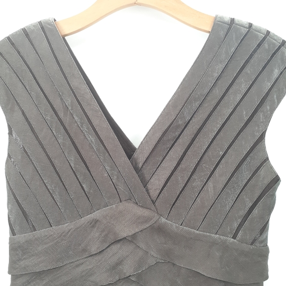 ADRIANNA PAPELL Shutter Pleat Dress NWOT - Picture 3 of 9